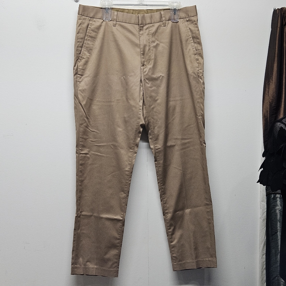 Bonobos Thursday Athletic Mens 34/30 Stretch Flat Front Chino Pants Performance